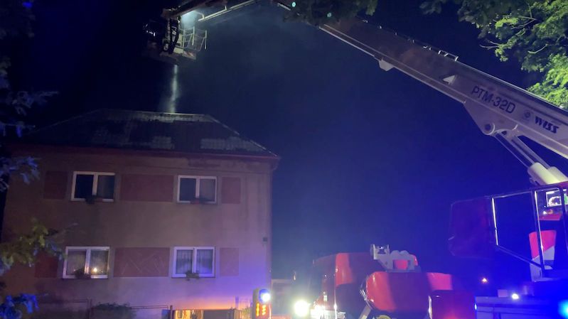 Blesk zapálil na Plzeňsku rodinný dům